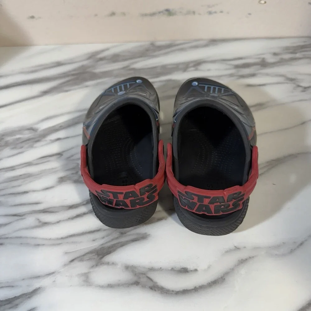 CROCS classic star